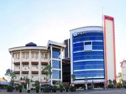 12 Kampus Swasta Favorit di Surabaya Versi UniRank