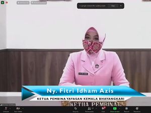 Yayasan Kemala Bhayangkari Salurkan 542 Laptop untuk Siswa Belajar Daring