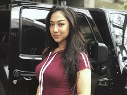 Jadi Fantasi Seks, Anindita Hidayat Paham Risiko Pamer Body