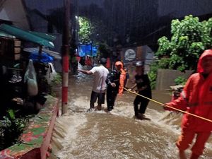 Update Banjir DKI Pagi Ini: 129 RT Tergenang, 1.333 Warga Mengungsi