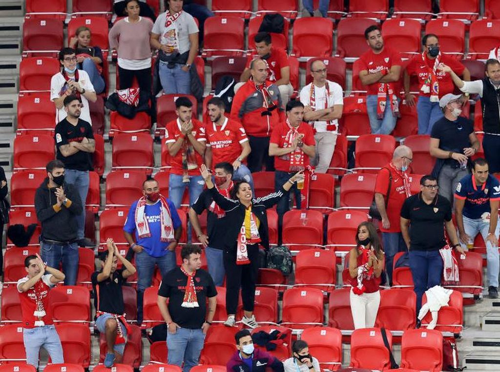 Corona Meningkat di Munich, Bayern Tunda Kehadiran Fans ke Stadion Corona Meningkat di Munich, Bayern Tunda Kehadiran Fans ke Stadion