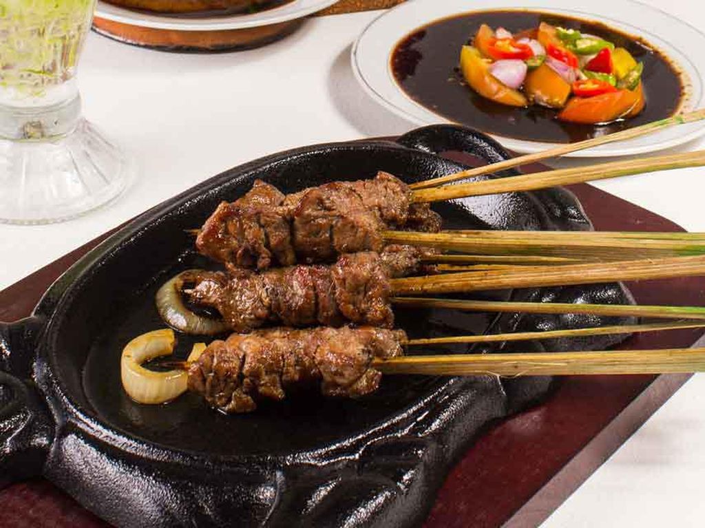 Bersantai Sambil Makan Sate Tegal hingga Seafood Mantul di Bogor Bersantai Sambil Makan Sate Tegal hingga Seafood Mantul di Bogor