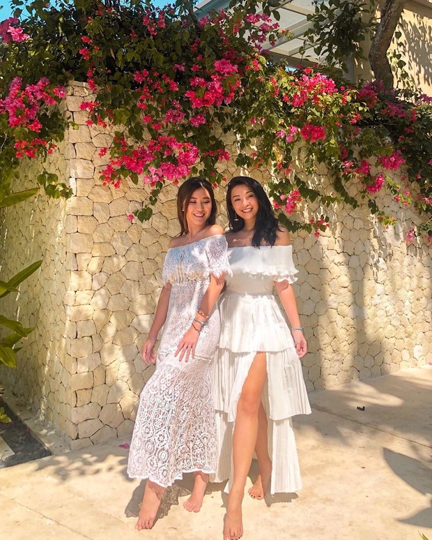 Foto: instagram.com/sylviecendana Style kompak influencer kakak adik.