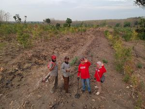 BPCB Datangi Lagi Tempat Diduga Permukiman Kuno Era Majapahit di Lamongan