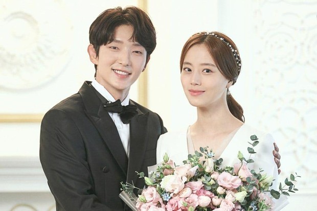 Potret pernikahan Baek Hee Sung dan Cha Ji Won