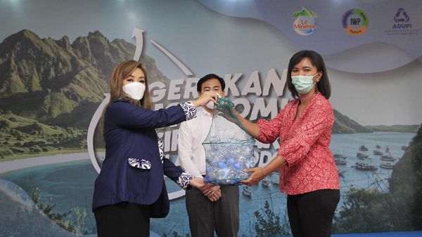 Momen Gerakan Ekonomi Sirkular Pulau Komodo