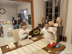 Rian Dmasiv Dukung Machfud Arifin: Jangan Menyerah Pak MA!