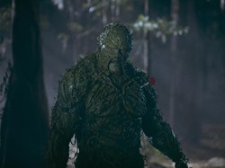 Derek Mears di Balik Tokoh Seram Swamp Thing dari DC Universe