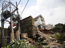 Kodam Jaya Bantu Penanganan di Ciganjur, Antisipasi Longsor Susulan
