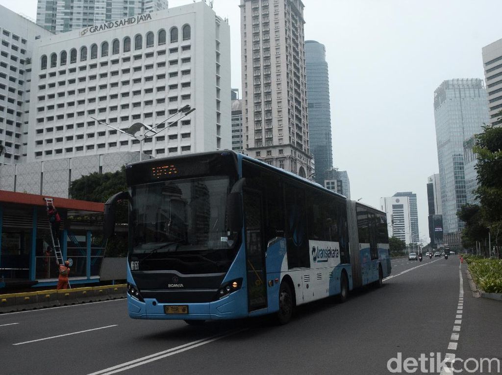 Catat! Ini Aturan Keluar Masuk Jakarta Selama PPKM Darurat Catat! Ini Aturan Keluar Masuk Jakarta Selama PPKM Darurat