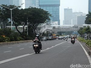PSBB Jakarta Transisi Diperpanjang Mulai Hari Ini, Ganjil Genap Belum Berlaku PSBB Jakarta Transisi Diperpanjang Mulai Hari Ini, Ganjil Genap Belum Berlaku