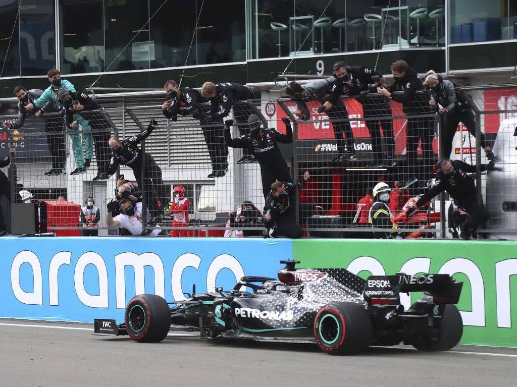 Mercedes Ikut Jejak Honda Tinggalkan F1? Mercedes Ikut Jejak Honda Tinggalkan F1?