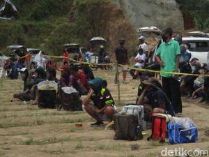 Melihat Serunya Lomba Adu Layangan di Tanjungsari Sumedang