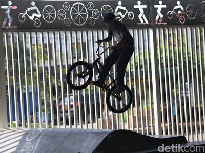 Melihat Aktivitas Warga Jakarta Berolahraga di Tengah PSBB