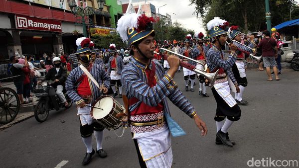 Potret Kemeriahan Kirab Jaga Yogyakarta Damai