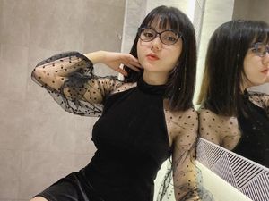 Glow Up Sarah Viloid: Dulu Menang Wajah Ternyolot dan Dibilang Pemain JAV Glow Up Sarah Viloid: Dulu Menang Wajah Ternyolot dan Dibilang Pemain JAV