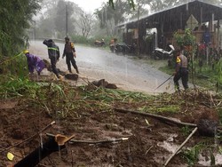 Hujan Deras di Bangli Bali, Akses Jalan Tertutup Tanah Longsor