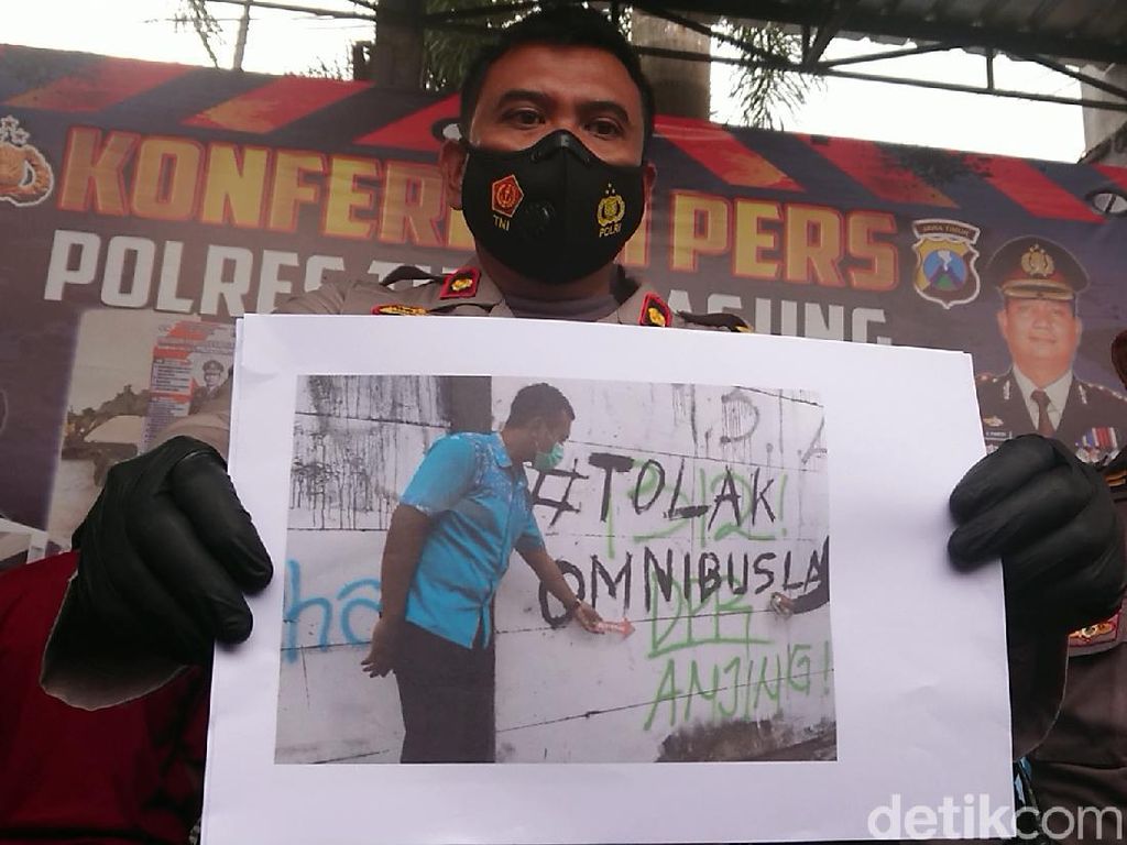 6 Pelajar Pelaku Vandalisme Provokatif di Tulungagung Diamankan 6 Pelajar Pelaku Vandalisme Provokatif di Tulungagung Diamankan