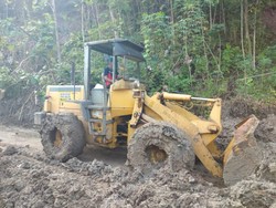 Sempat Tertutup Longsor, Jalan di 3 Kecamatan Cianjur Kembali Bisa Dilalui
