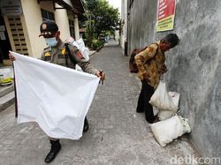 Bawaslu Jateng Tertibkan 37 Ribu APK Pilkada 2020, Terbanyak di Kendal