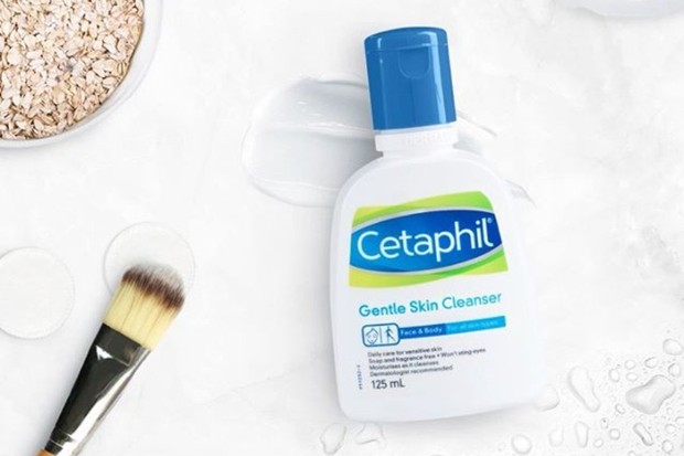 Cetaphil Gentle Skin Cleanser adalah salah satu produk skincare dan makeup murah yang dipakai Reese Witherspoon