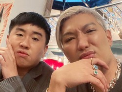 Restoran di Swedia Pajang Gambar Xi Jinping sebagai Manusia Kelelawar