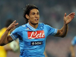 Edinson Cavani juga sempat dilirik David Moyes. Akan tetapi, Cavani lebih mau ke PSG (Getty Images)