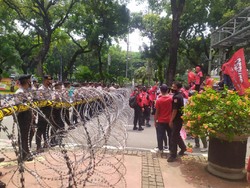KSBSI Demo di Jl Medan Merdeka Barat, Desak Perppu Batalkan UU Ciptaker