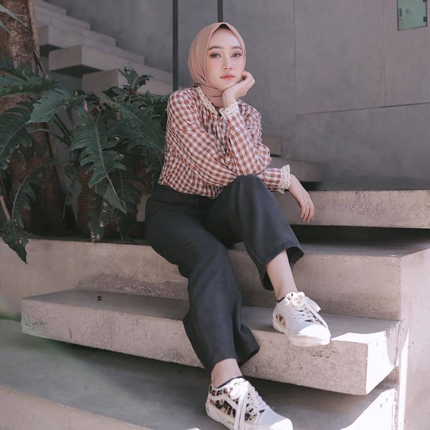 detail pakaian/sumber:pixabay.com detail pakaian