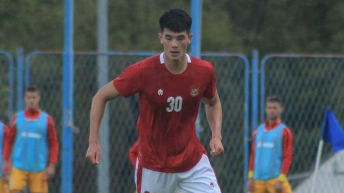 Elkan Baggott masih terkendala bahasa untuk berkomunikasi dengan rekan-rekan setim (Dok. PSSI)