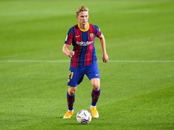 Koeman Mau De Jong Bikin Gol Lebih Banyak