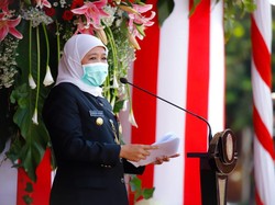 Dipuji Jokowi Kendalikan COVID-19, Khofifah: Kado Bagi Masyarakat Jatim