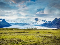Gunung yang Ganggu Ratusan Penerbangan Eropa Bisa Erupsi Lagi!