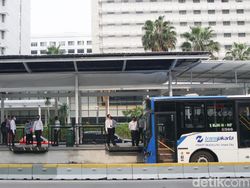 Antisipasi Demo, Parkir IRTI Monas Ditutup, Rute Transjakarta Disesuaikan