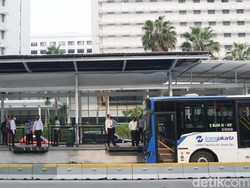 Antisipasi Demo, Parkir IRTI Monas Ditutup, Rute Transjakarta Disesuaikan