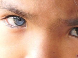 Tak Cuma Sulbar dan Riau, Keluarga Bermata Biru Juga Ada di Sumbar