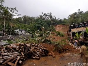 Wagub Jabar Hari Ini Terima Laporan 580 Titik Bencana Longsor-Banjir