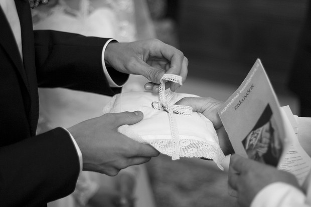 mempelancar jodoh/sumber:pixabay.com mempelancar jodoh