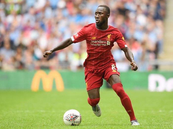 LONDON, ENGLAND - AUGUST 04: Naby Keita of Liverpool runs with the ball during the FA Community Shield match between Liverpool and Manchester City at Wembley Stadium on August 04, 2019 in London, England. (Photo by Michael Regan/Getty Images)