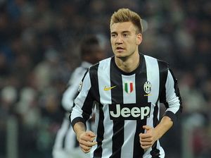 Saat di Juventus, Bendtner Kaget Banyak Pemain Merokok di Toilet