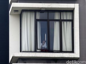 Panduan Isolasi Mandiri bagi Warga DKI Positif COVID-19 Panduan Isolasi Mandiri bagi Warga DKI Positif COVID-19