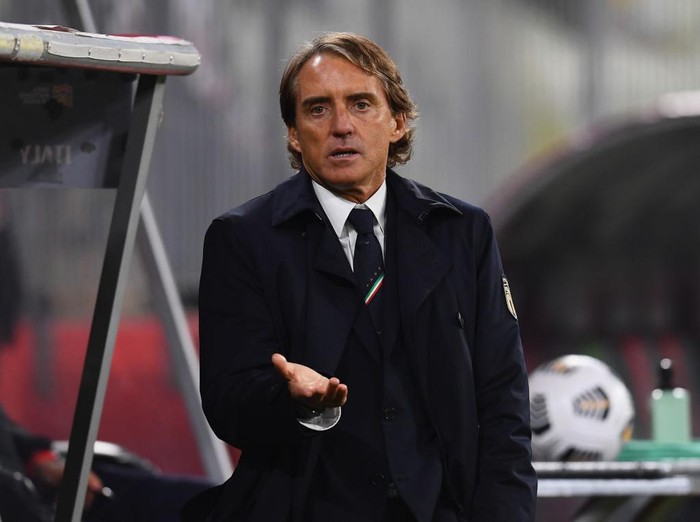 GDANSK, POLAND - OCTOBER 11:  Head coach of Italy Roberto Mancini reacts during the UEFA Nations League group stage match between Poland and Italy at Gdansk Stadium on October 11, 2020 in Gdansk, Poland.  (Photo by Claudio Villa/Getty Images)
