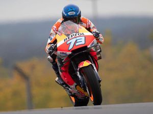 Video Ayah Alex Marquez Nggak Bisa Diam Lihat Aksi Anaknya di Aragon