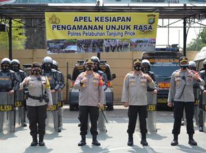 Polres Pelabuhan Tanjung Priok Jaga Objek Vital Antisipasi Demo PA 212 dkk Polres Pelabuhan Tanjung Priok Jaga Objek Vital Antisipasi Demo PA 212 dkk