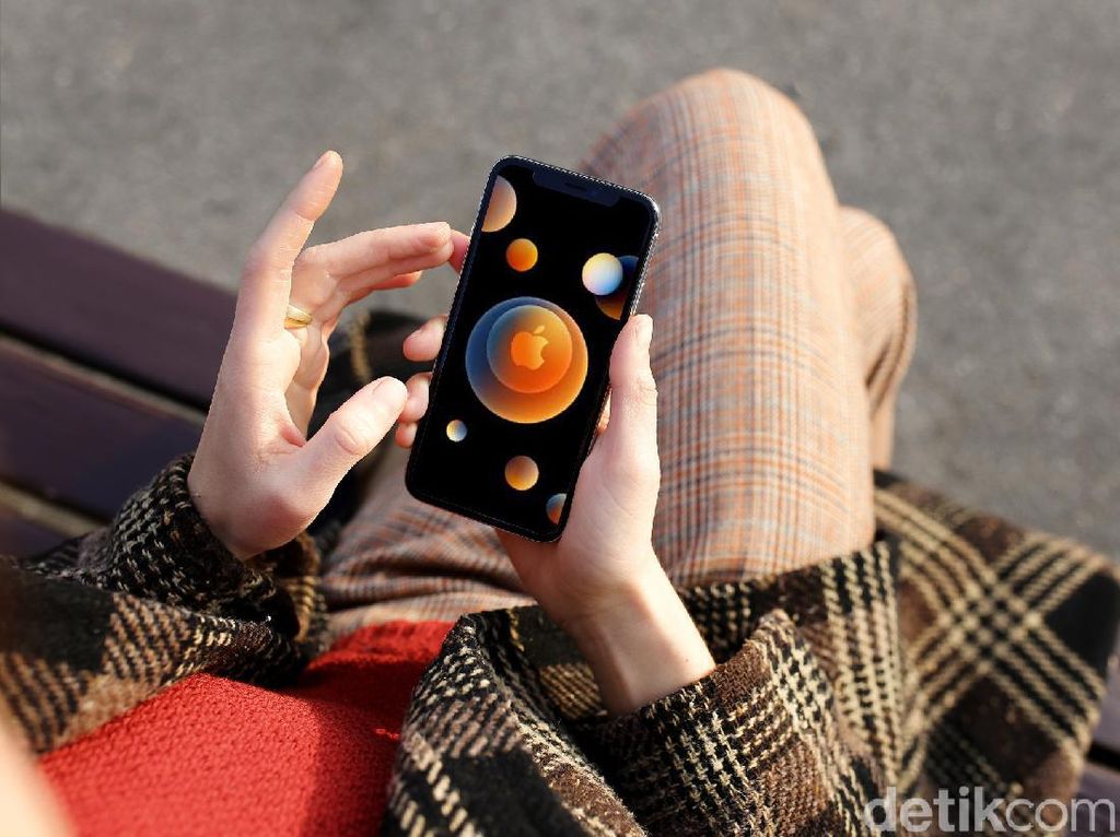 iPhone 12 Diumumkan Rabu Dini Hari, Ini Cara Menontonnya! iPhone 12 Diumumkan Rabu Dini Hari, Ini Cara Menontonnya!