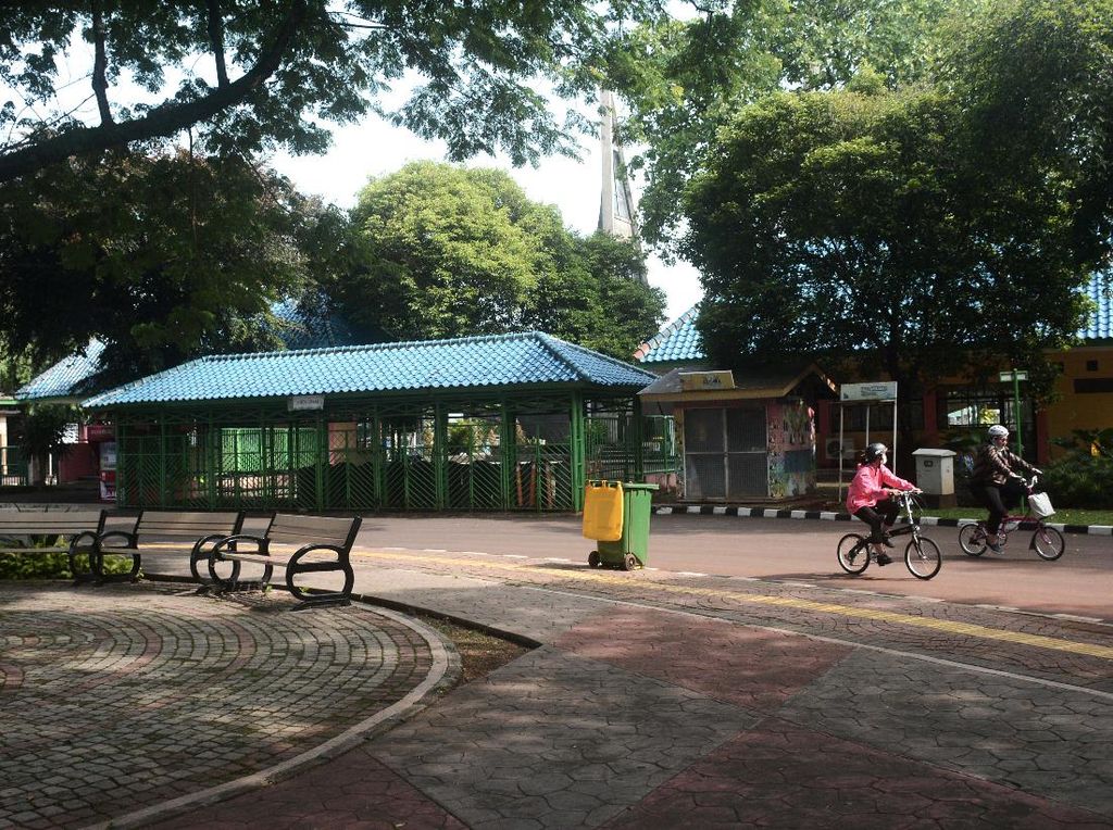 Taman Margasatwa Ragunan Tutup di Hari Natal dan Tahun Baru Taman Margasatwa Ragunan Tutup di Hari Natal dan Tahun Baru