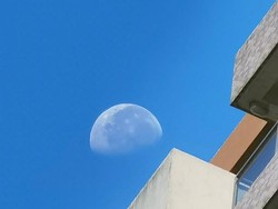 Huawei Pamer Foto Zoom Bulan Jepretan Mate 40