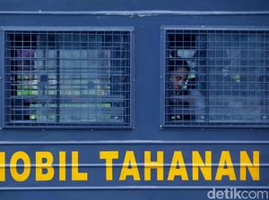 Demo Berujung Ricuh, Belasan Remaja Diamankan Polisi Demo Berujung Ricuh, Belasan Remaja Diamankan Polisi