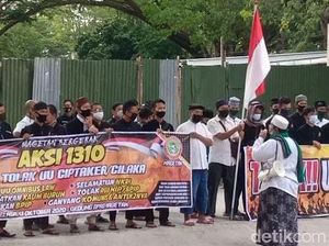 Tolak Omnibus Law, Massa GUIB di Magetan Serukan Ganyang Komunis Tolak Omnibus Law, Massa GUIB di Magetan Serukan Ganyang Komunis
