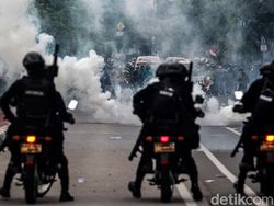 Admin @podoradong Ditangkap Terkait Demo Ricuh, Dijerat Pasal Keonaran